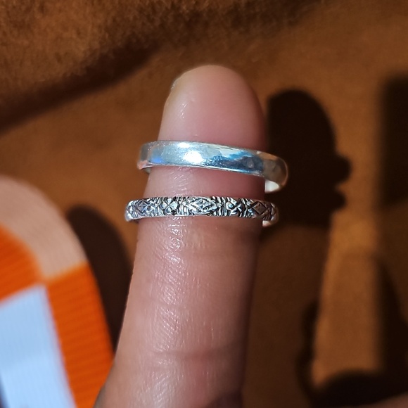 Ladies All Size 8 Sterling Silver Bangles and Rings Set Of Four Peices, New - Picture 6 of 8